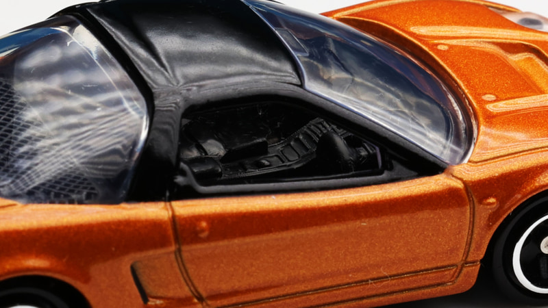 コクピット内も細かくディテーリング！コンソールやステアリングも見えます