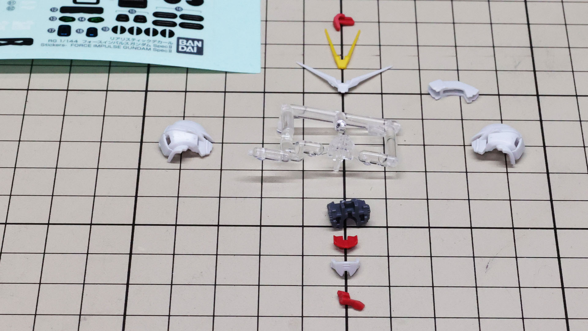 このキットの中でも最小パーツで構成される頭部