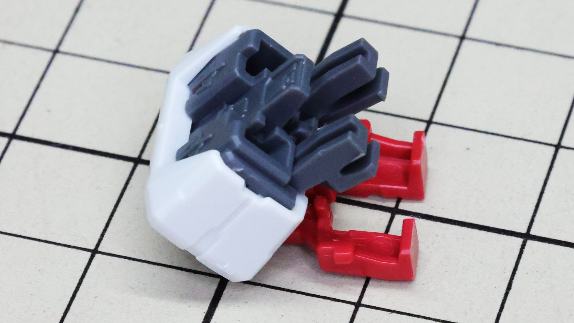 複雑に見えるコアスプレンダーとの接続部ですが、基本的に差し込まれるだけです