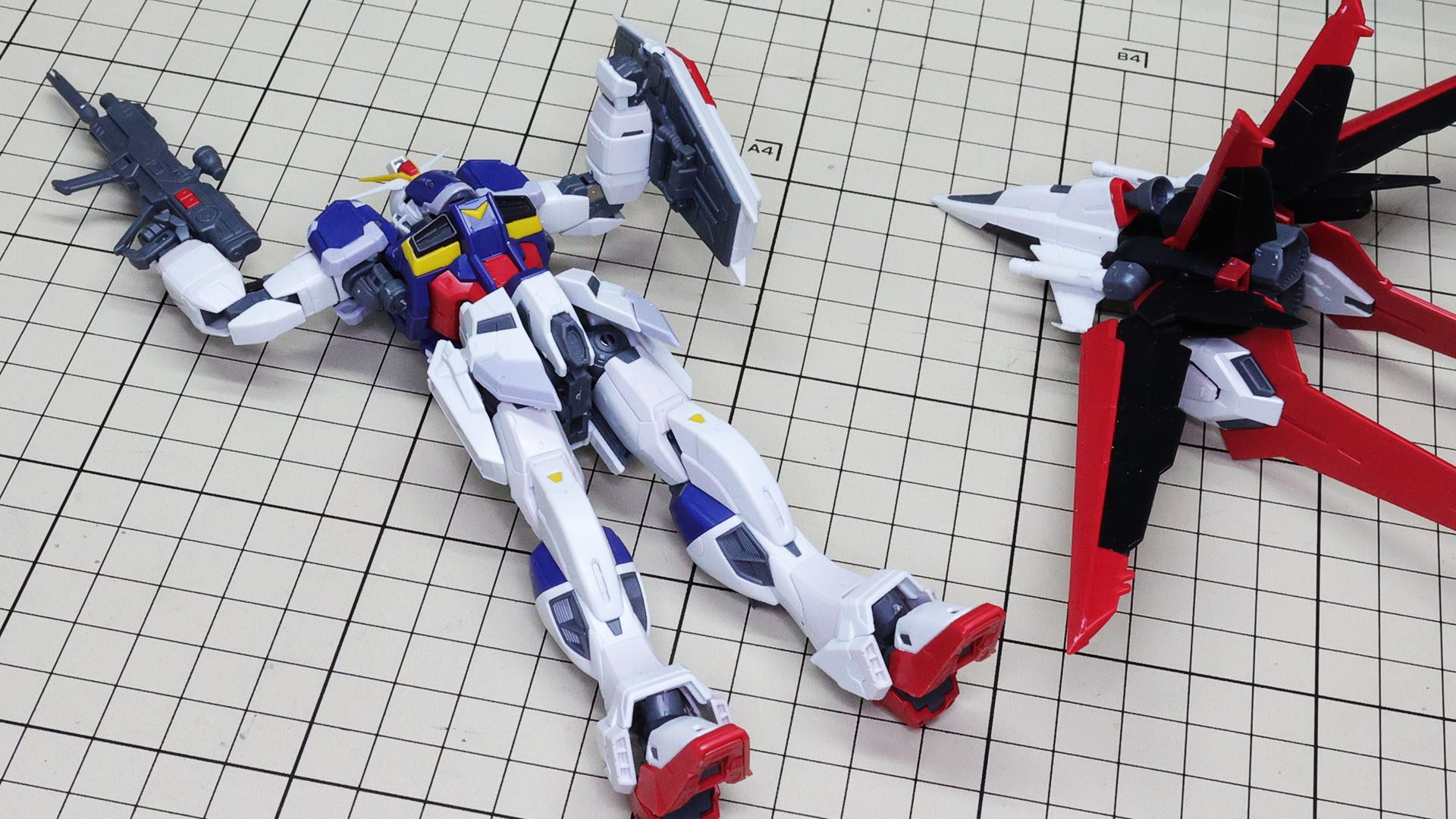 腕をMS形態時の正位置に動かしていきインパルスガンダム SpecIIとなります