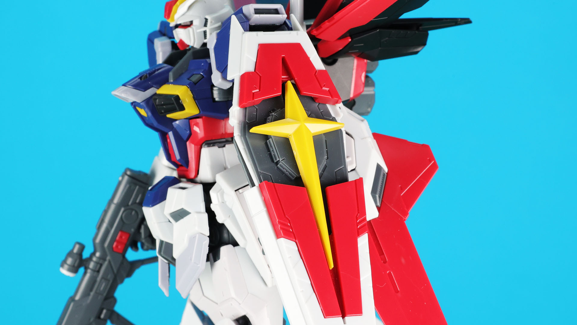 機動防盾は展開・収納を実現しています