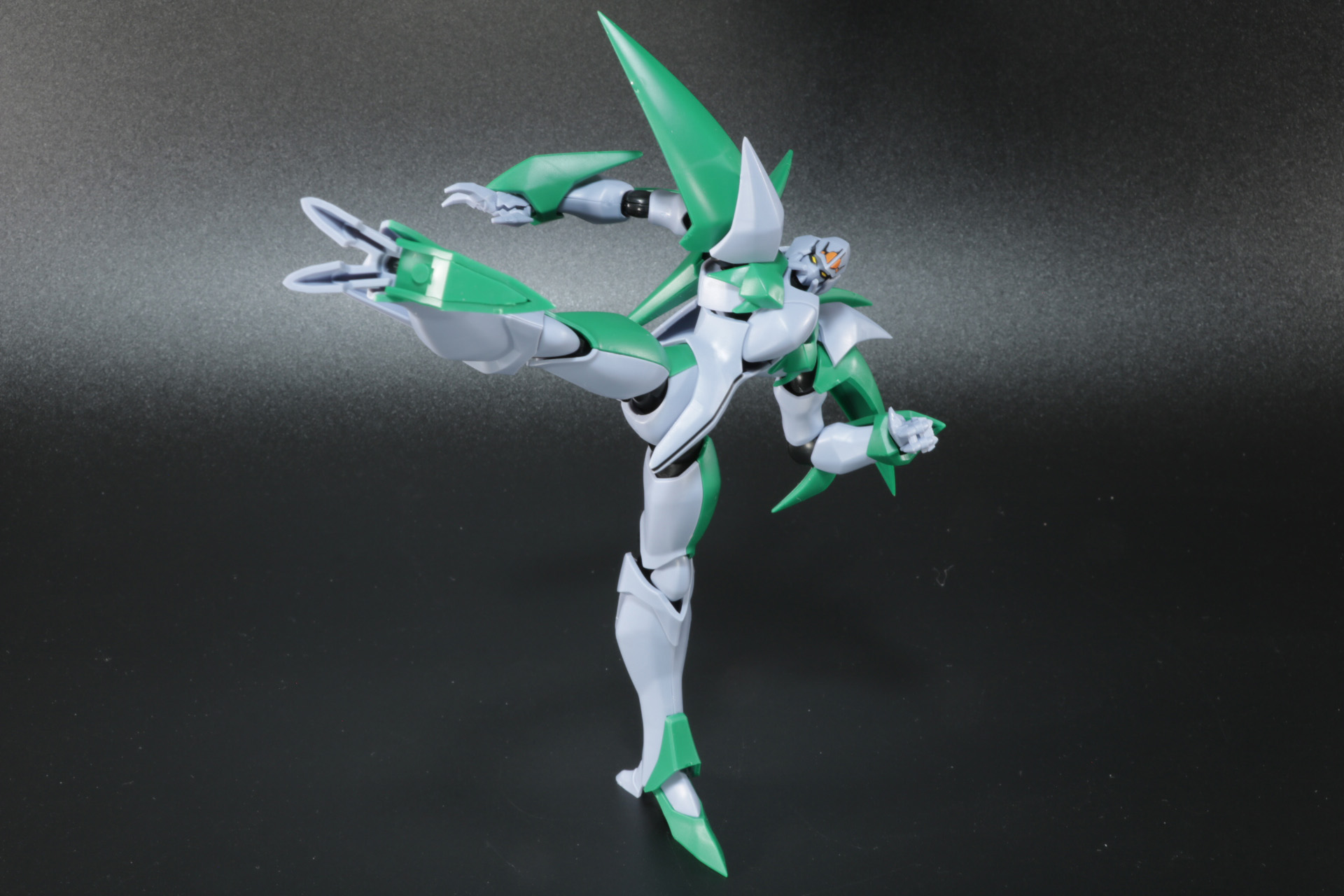 キックポーズも可能