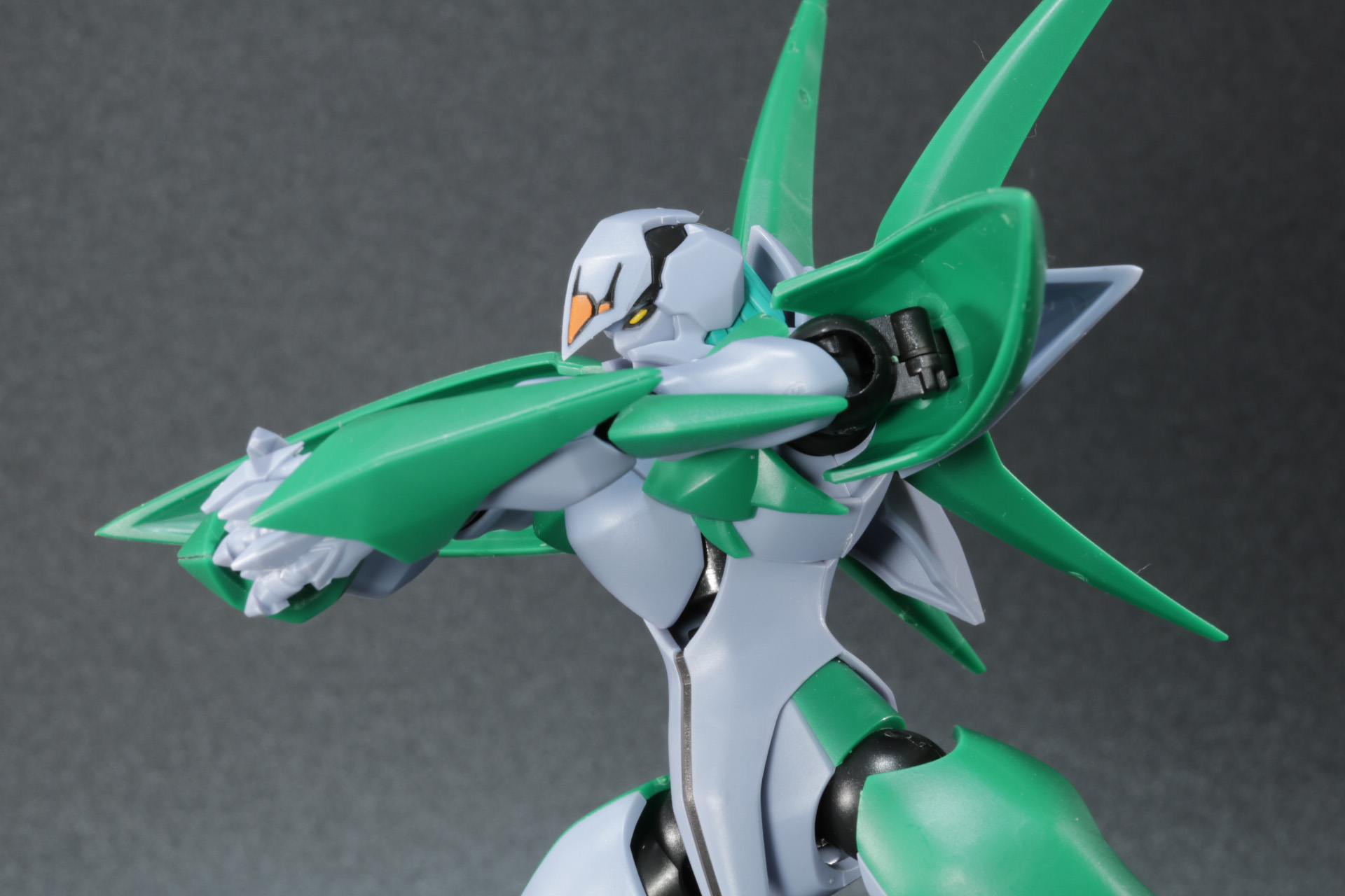 別売りの「THE シンプルスタンド」でディスプレイも可能
