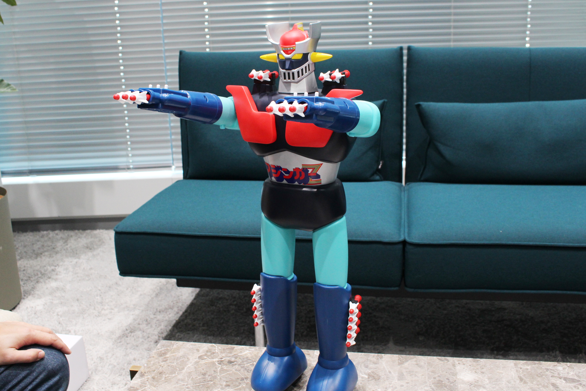 付属のミサイル20本を全て取り付けた状態