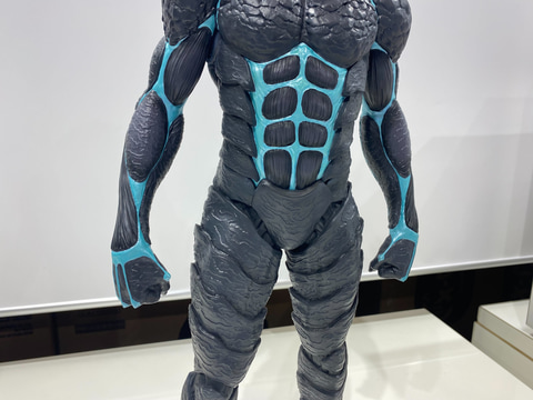 シン・仮面ライダー」の仮面ライダーがソフビフィギュア化！ 「怪獣8