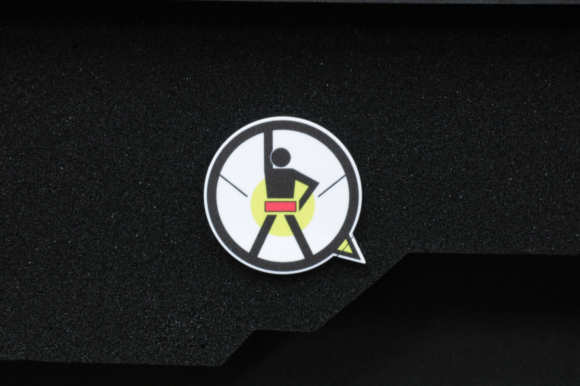 吹き出しのプレートは内部指定のくぼみに入れることで固定できる