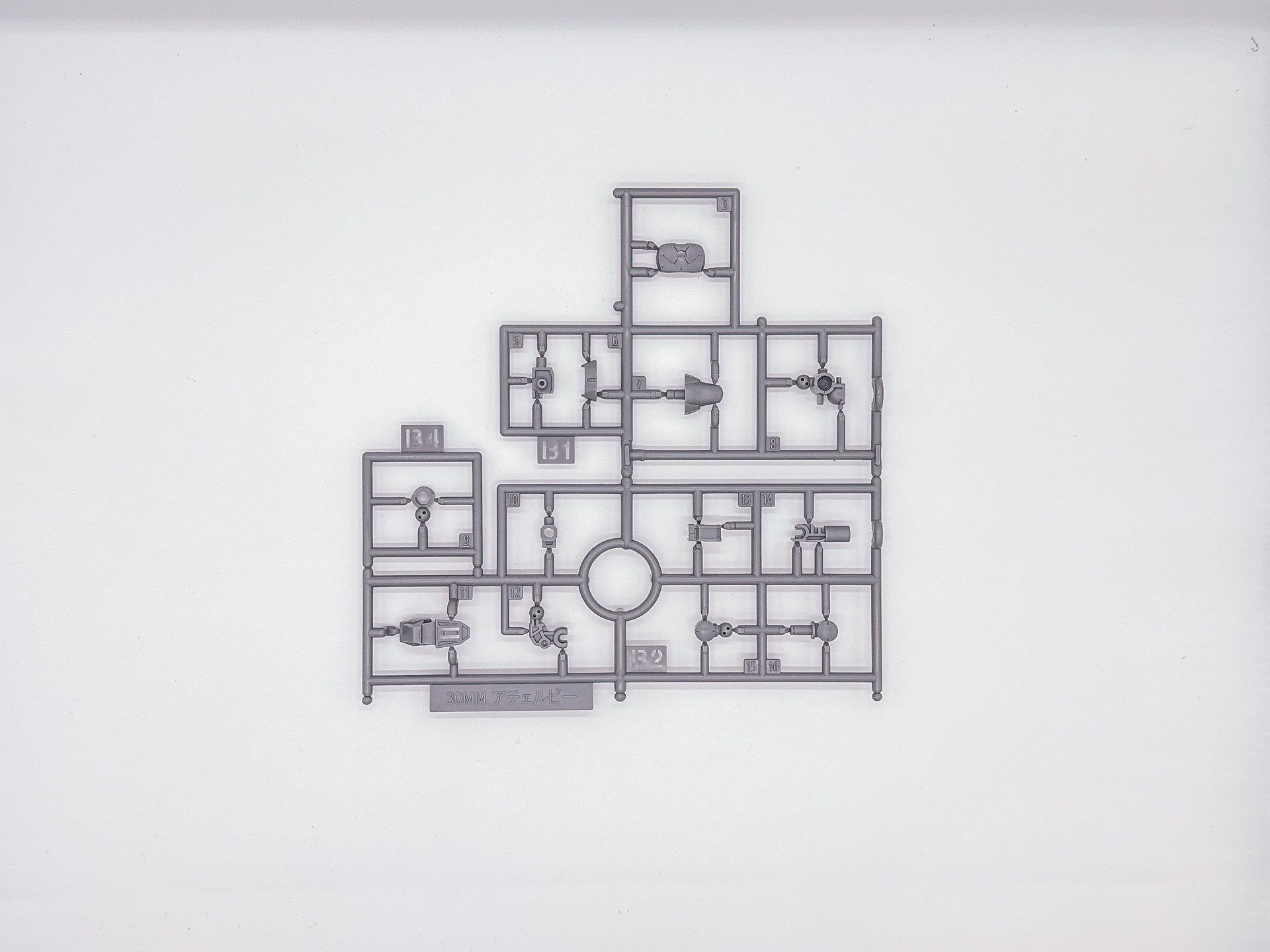 アチェルビー (TYPE-C)を構成するランナー。D2、D3ランナーは2枚入っています。