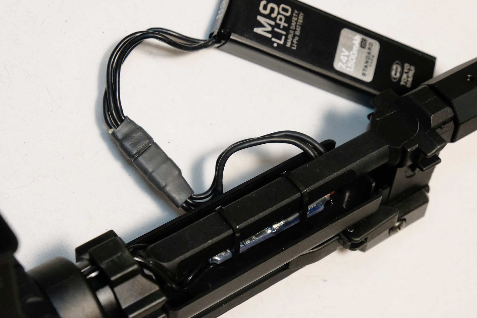 「パトリオットプラス」にはインジケーターランプが備わっている。消灯時は正常