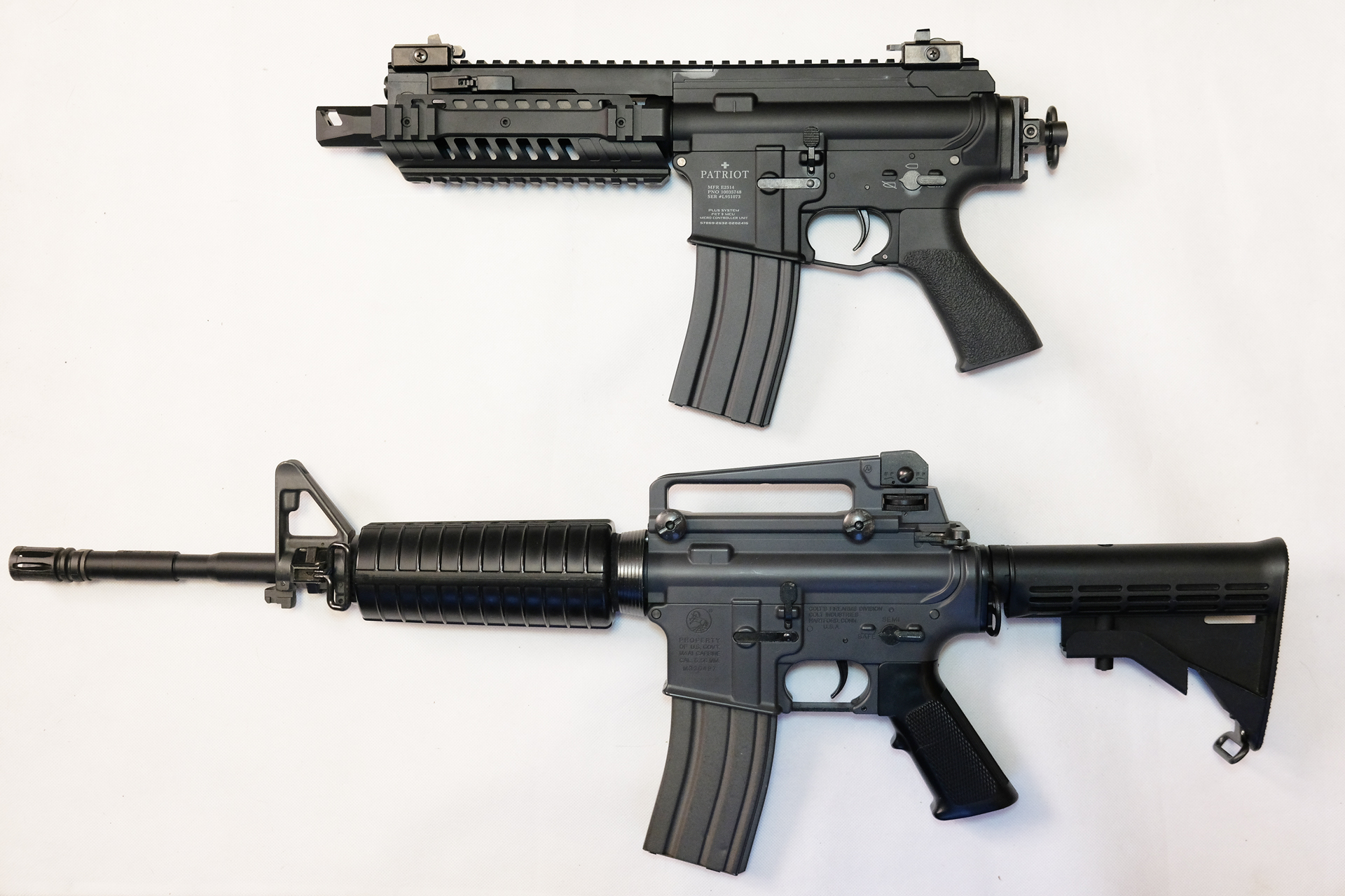 「パトリオットプラス」（上）と「M4A1カービン」（下）