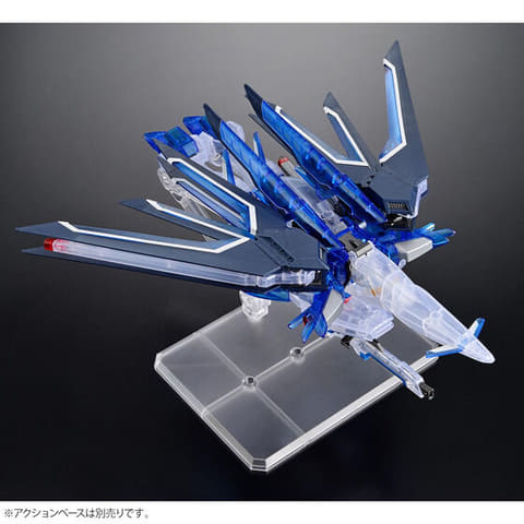 ガンダムSEED FREEDOMライジングフリーダムガンダム クリアカラー HG 1/144 ライジングフリーダムガンダム［クリアカラー］ レビュー