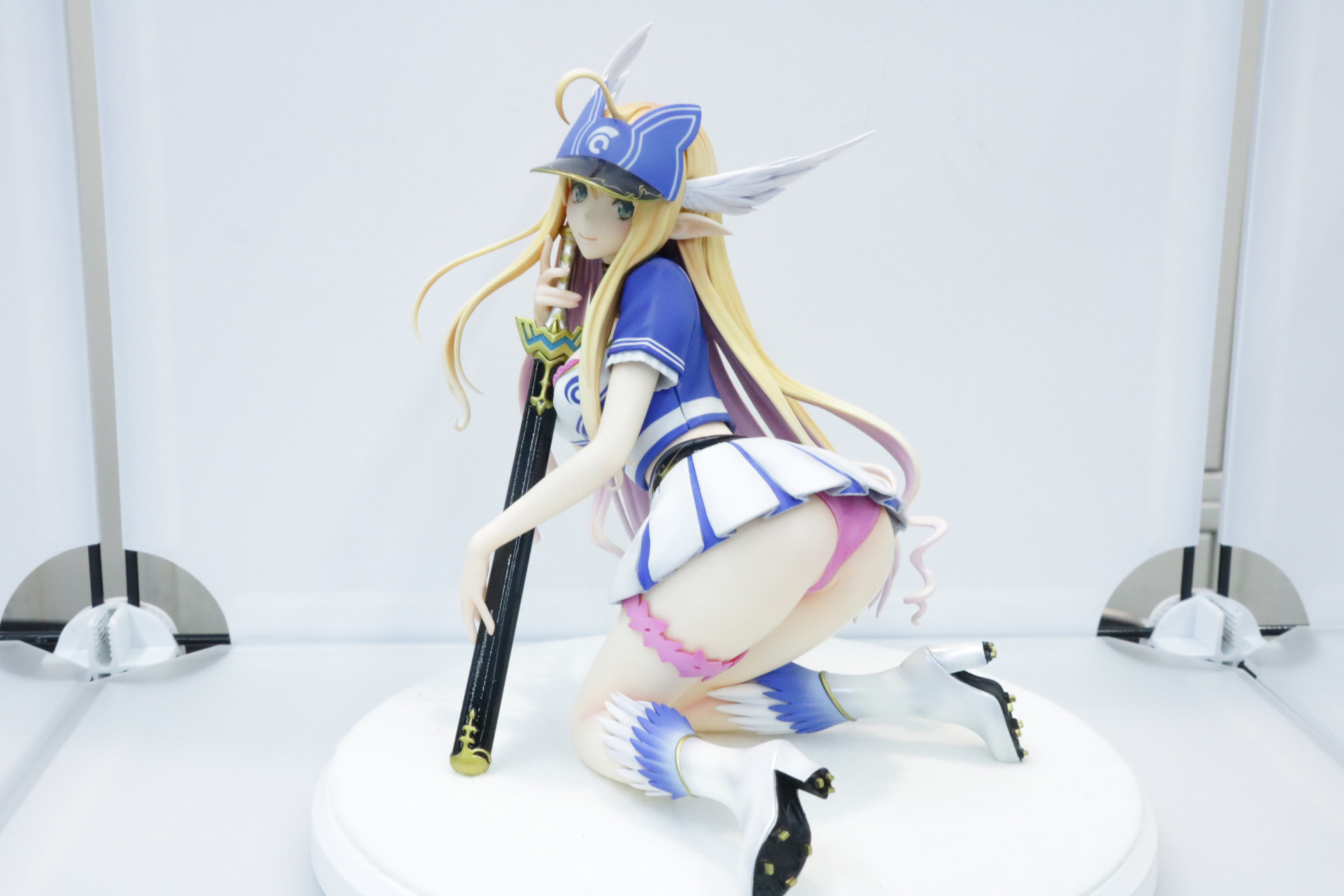 9月 発売予定/価格：28,600円