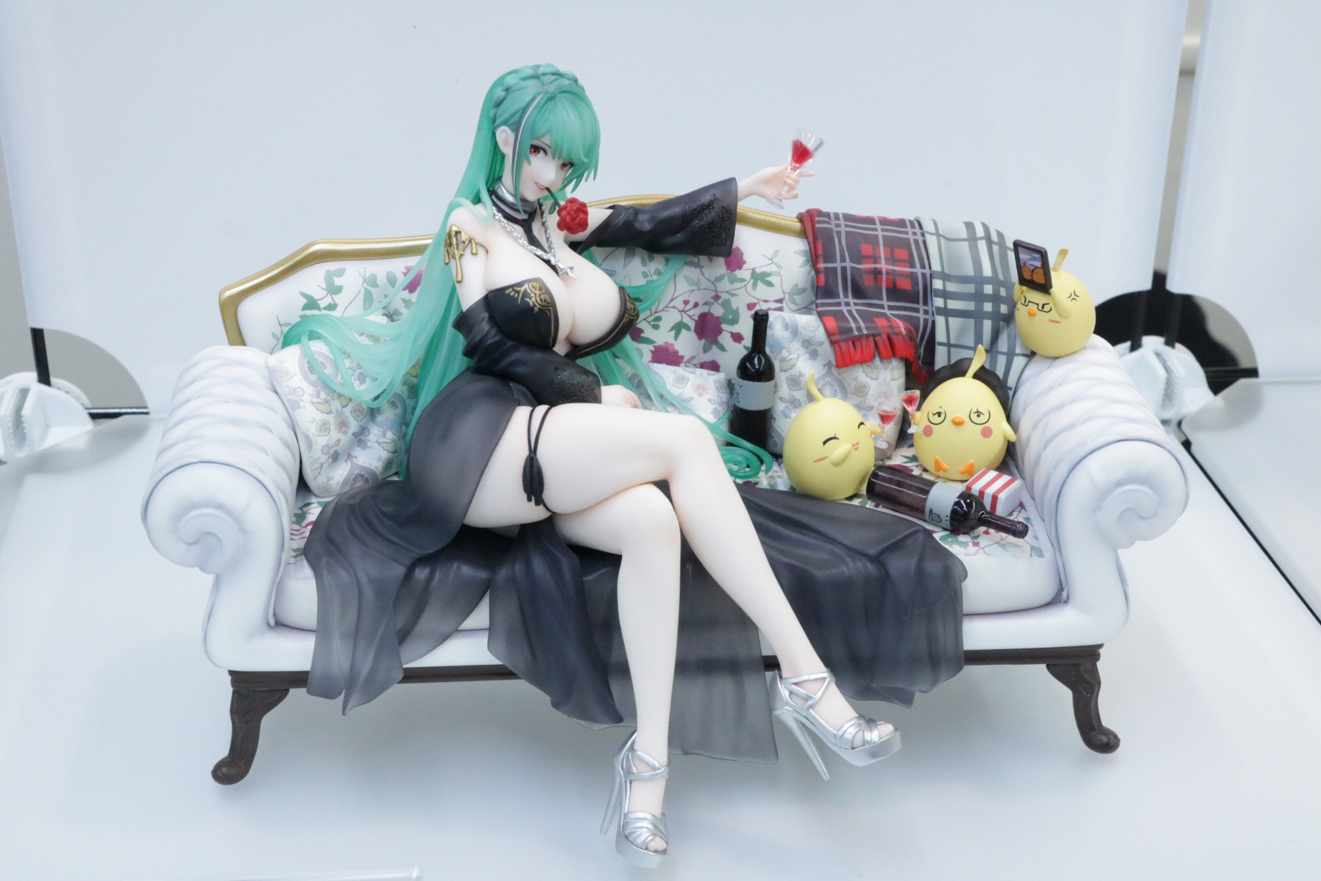 3月 発売予定/価格：30,800円