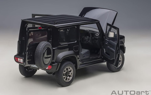 スズキ ジムニー シエラ（JB74）」の1/18スケールダイキャスト
