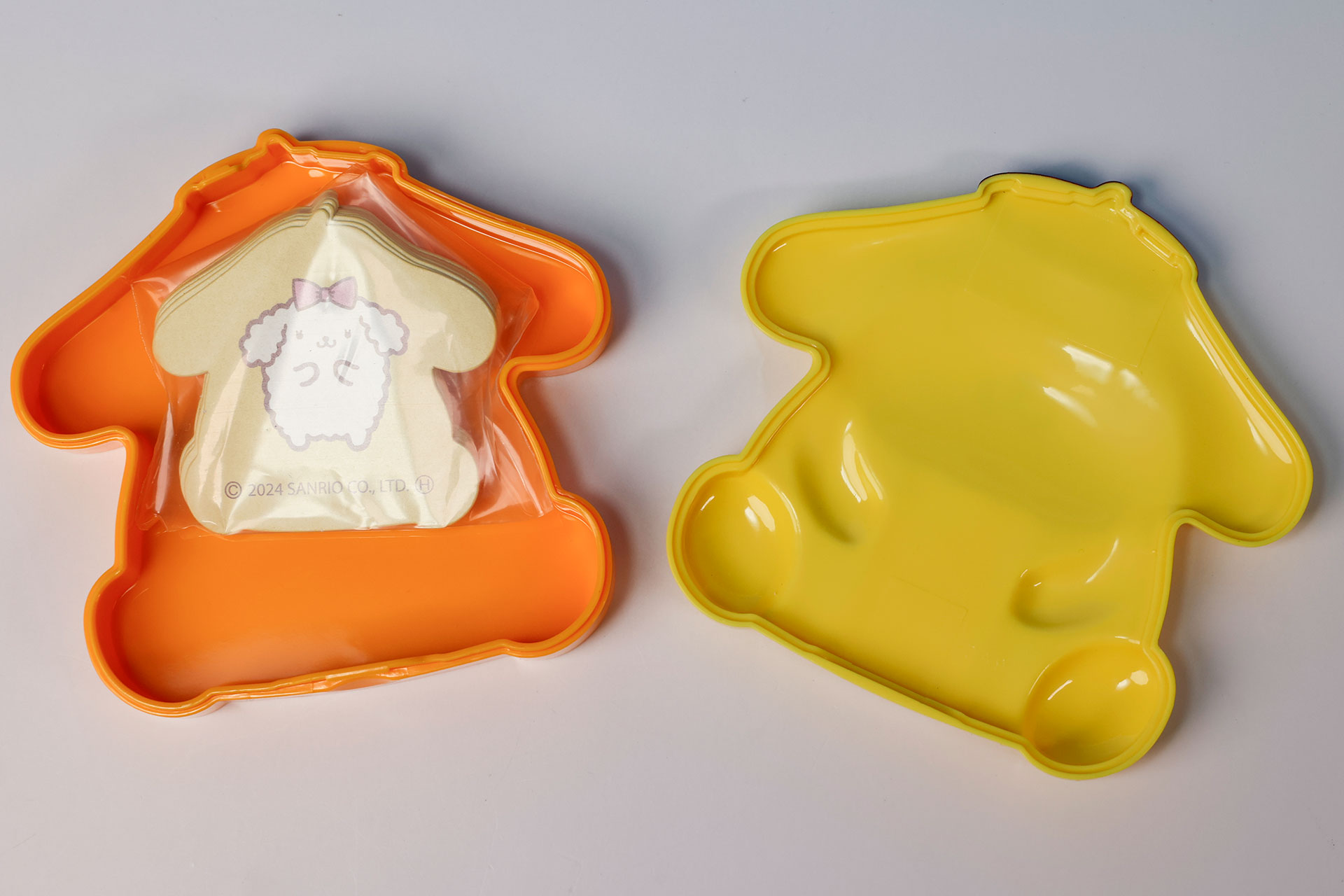 こちらがケースを開けたところ