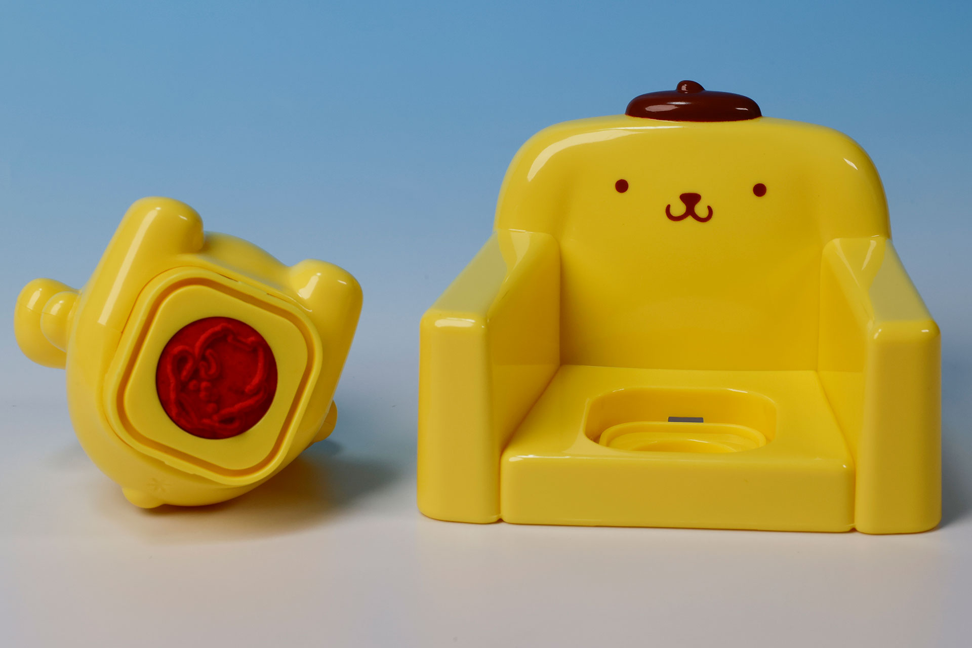 フィギュアを取り外したところ