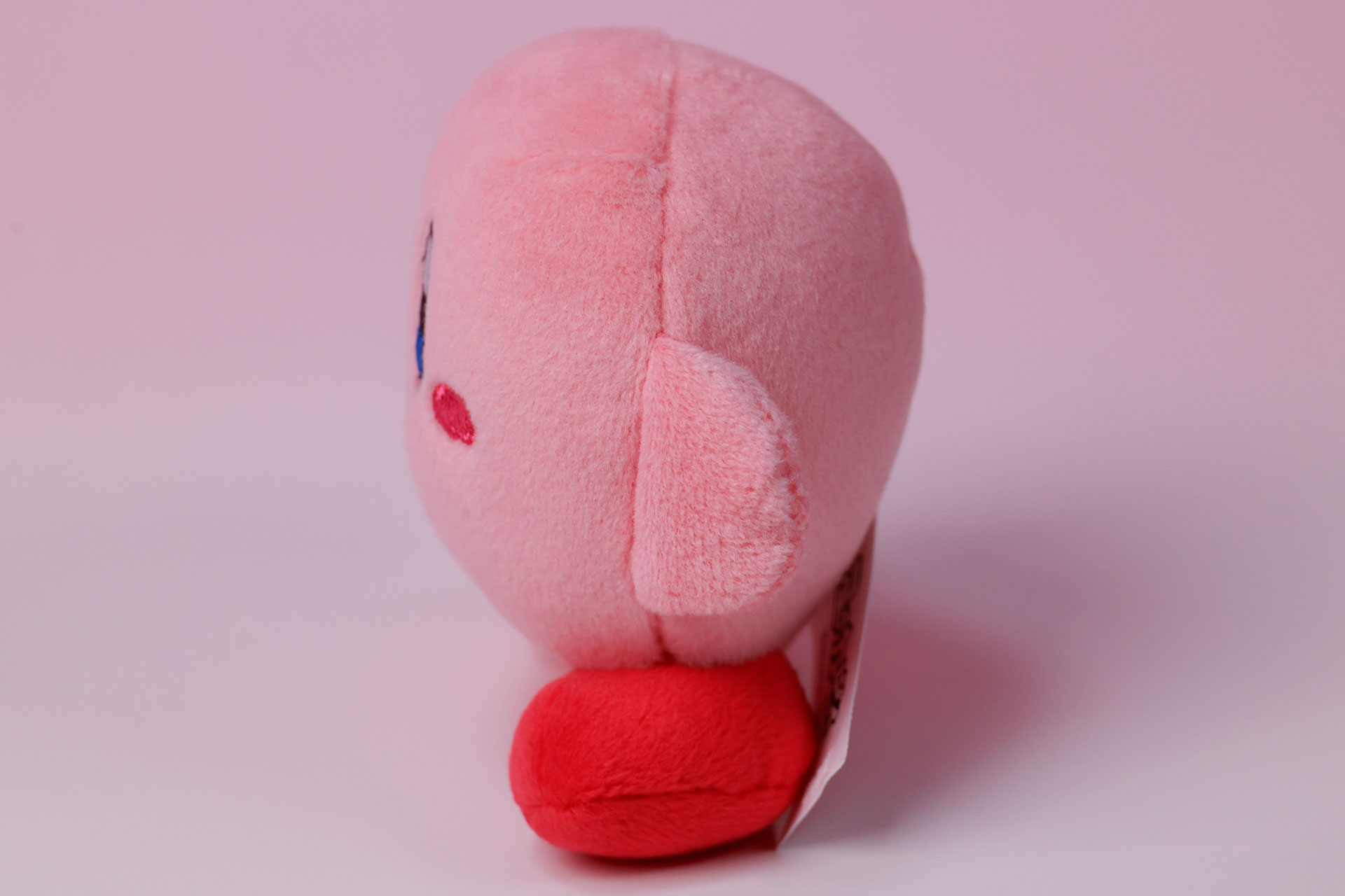 そこそこ厚みがあって手に馴染みやすい