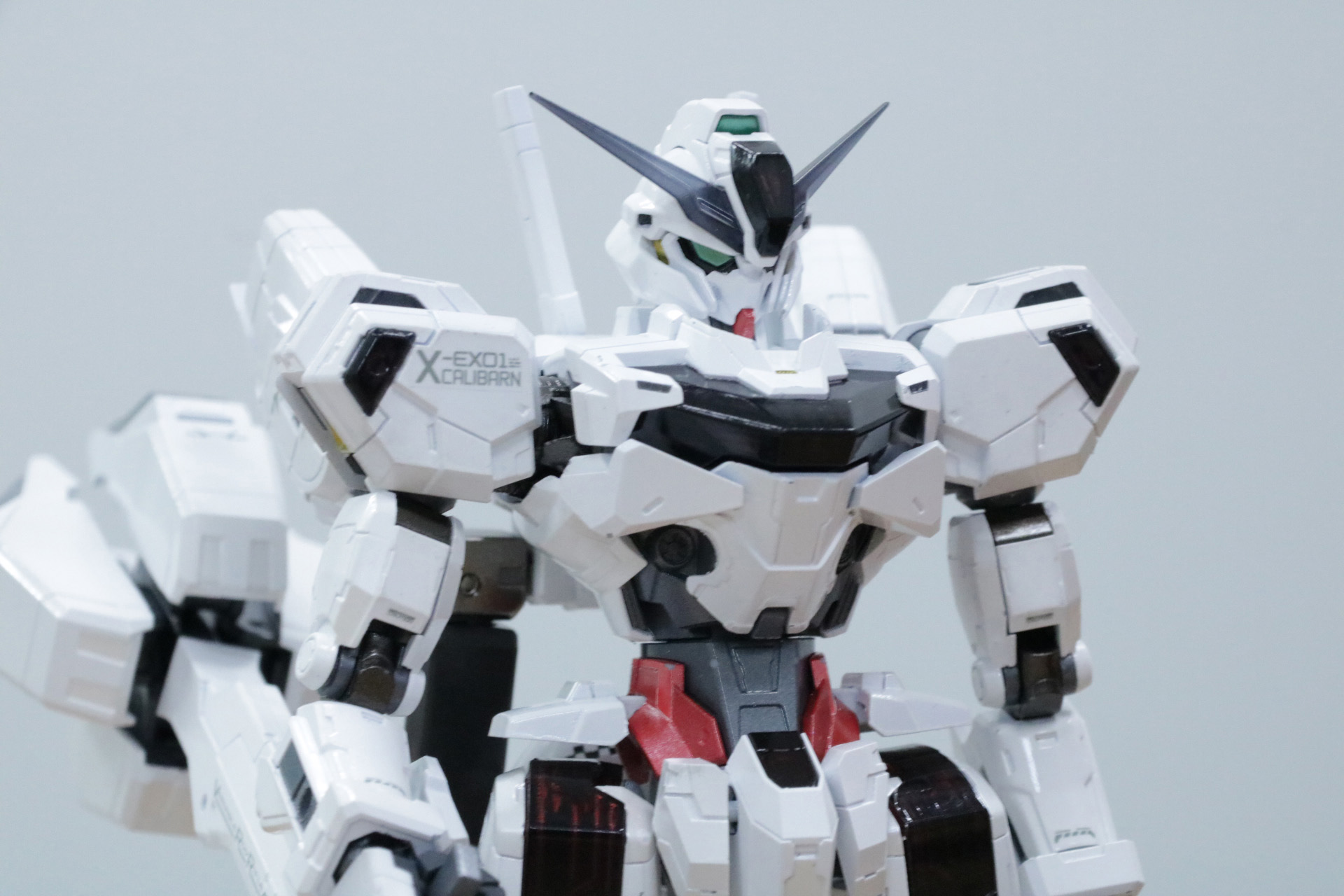 発光なしの状態でもうっすらとラインも確認できる