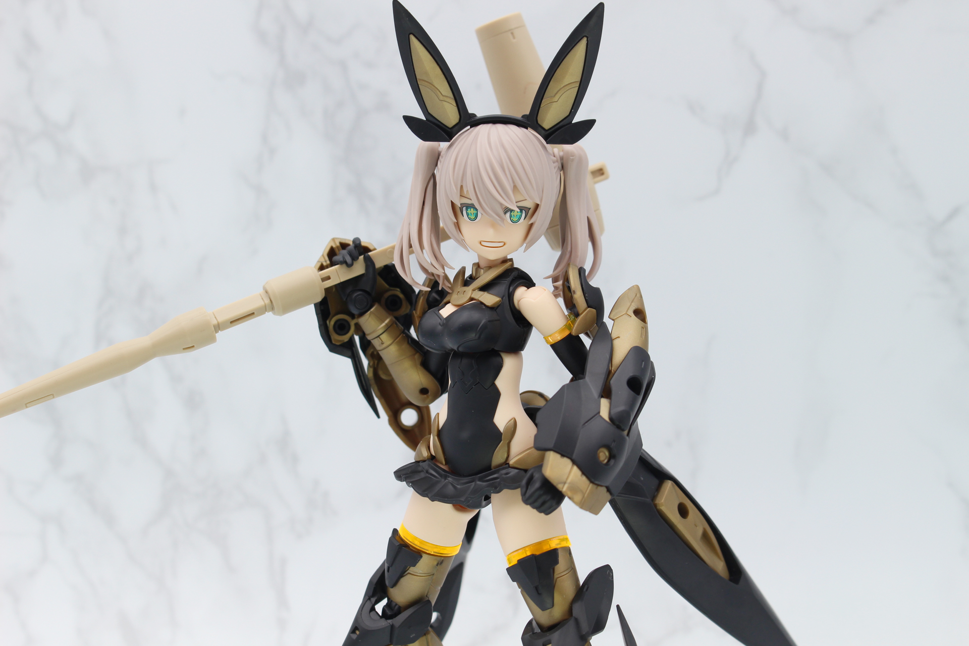 「30MS SIS-Tc20g ツキルナ＝ディアース(イノセンテフォーム)」。2月23日発売。価格は3,850円。本体とパーツが揃うオールインワンアイテムだ