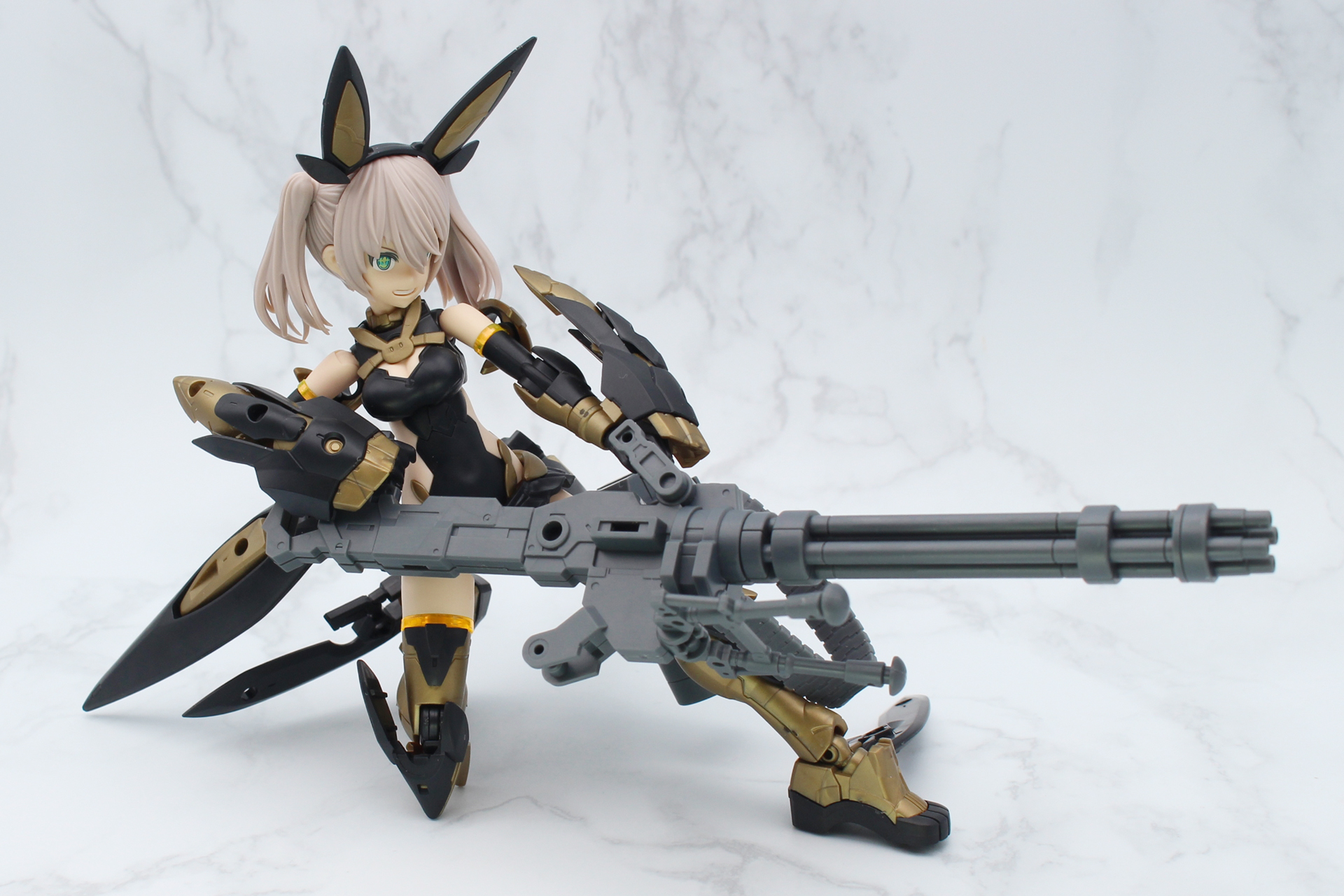 「30MM カスタマイズウェポンズ(ガトリングユニット)」を持たせてみた。武器も武装とマッチしている