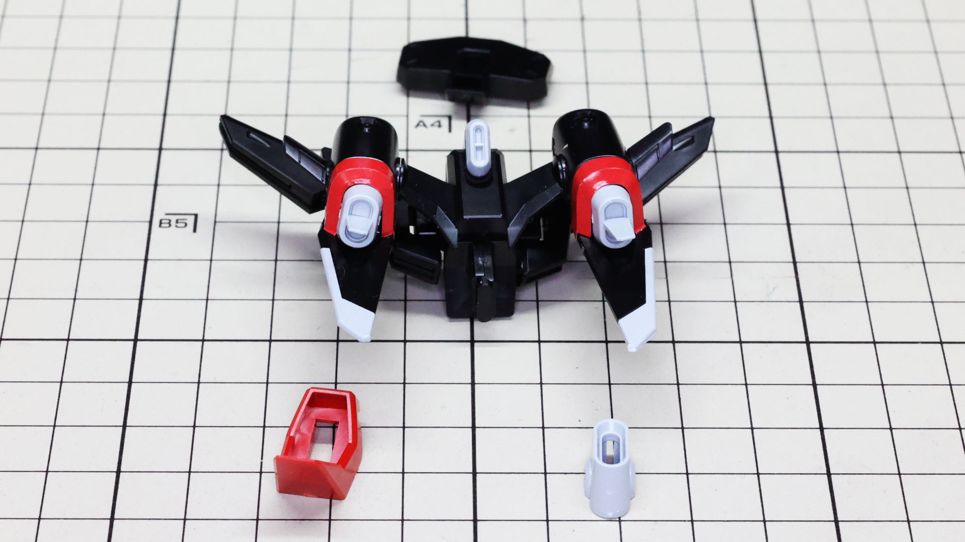 中央部のノズルはパーツでのカラー再現となっています