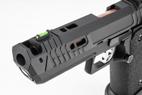 ジョン・ウィック4」再現CO2ガスガン「BT-PIT VIPER」再販分が3
