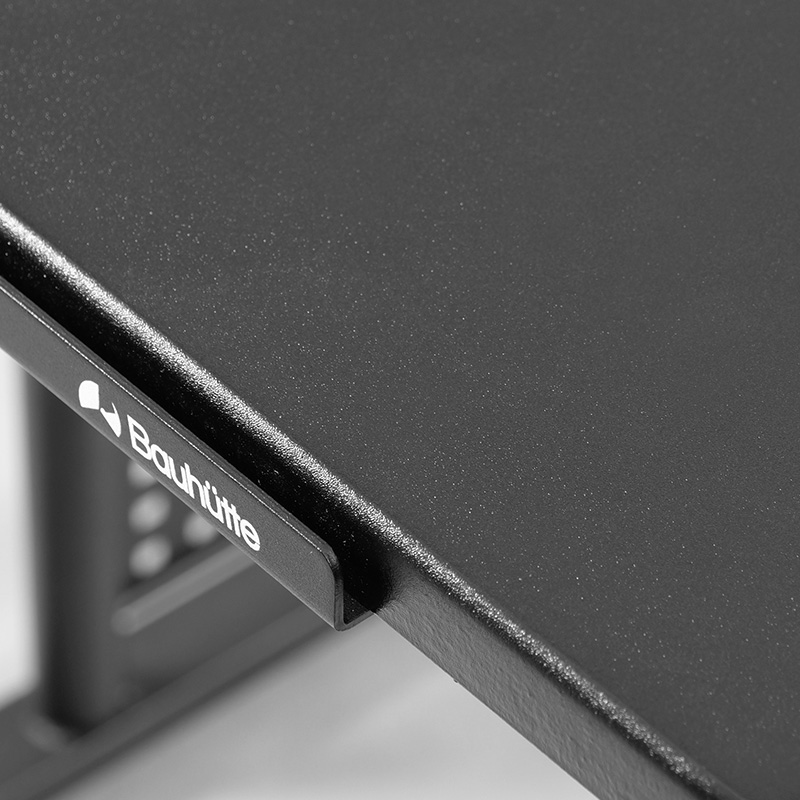 卓上に市販のカラーボックスを置くことができる