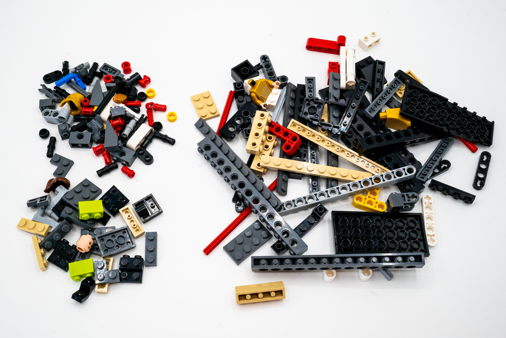 袋2のパーツ構成。なかなかの大ボリューム。基本パーツとテクニックが半々くらい