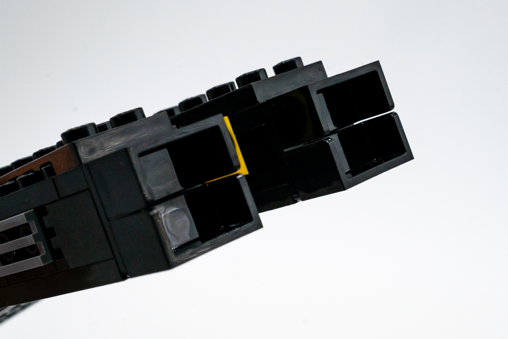 後方のスラスターをパネルパーツで表現