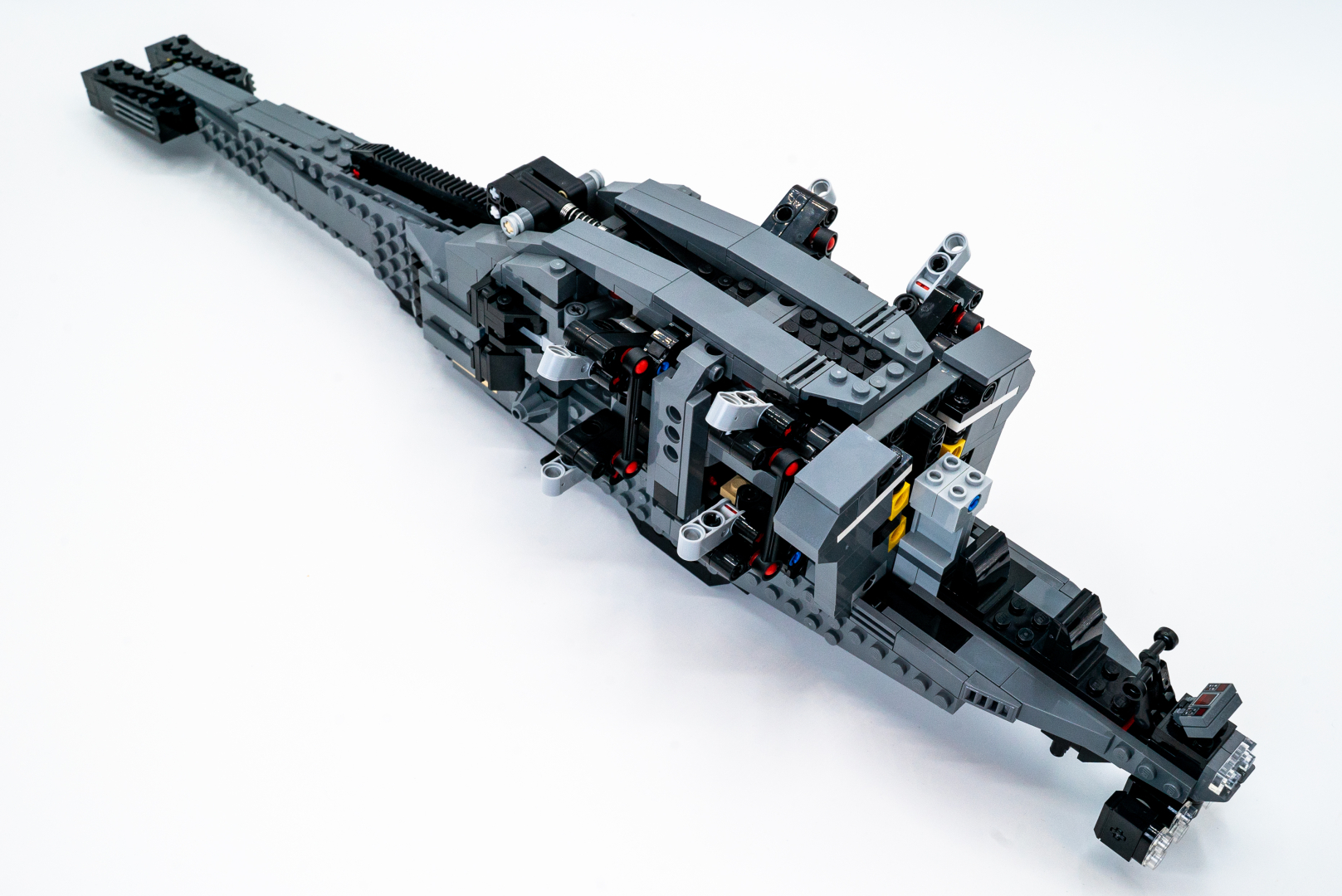 袋7の完成品。コクピット部分がついて全体の大きさがわかるようになる