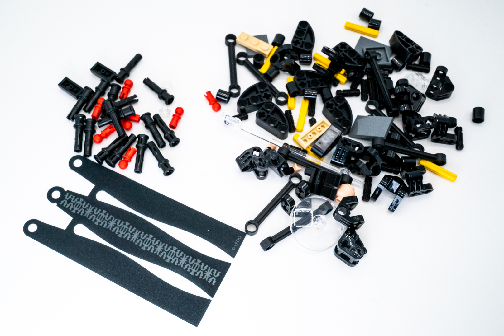 袋9のパーツ構成も8枚羽の構成パーツとなる