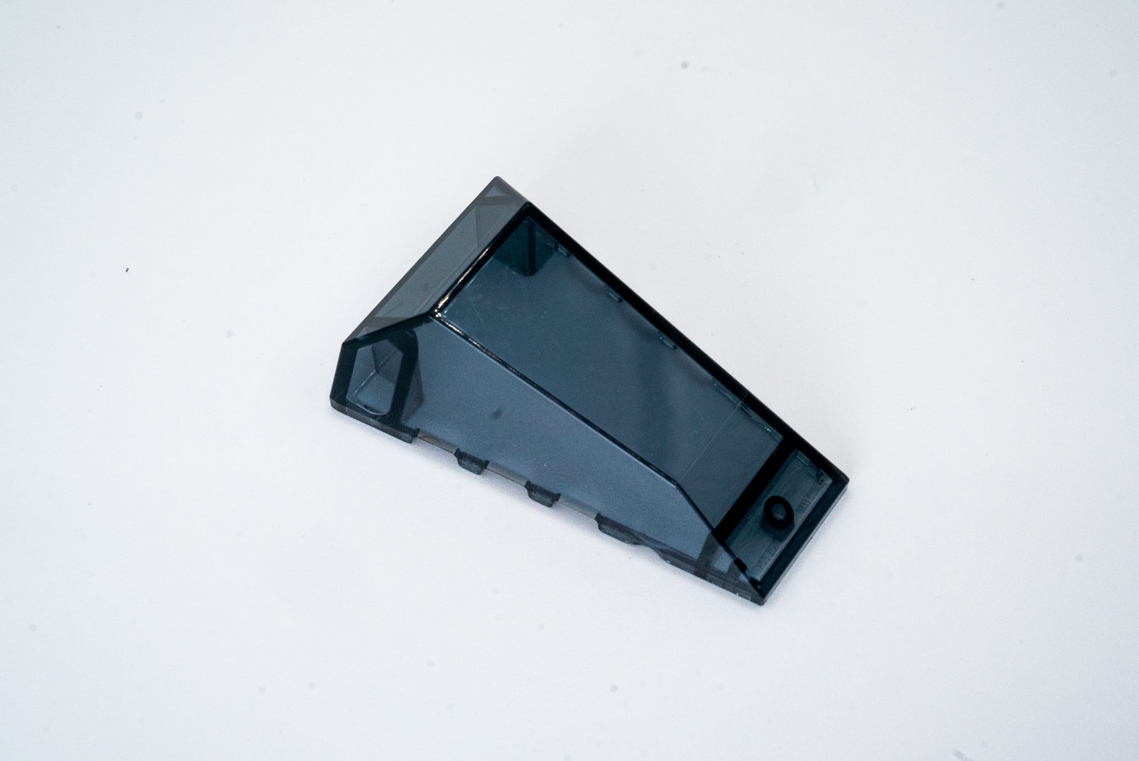 このキャノピーパーツは何と2024年の最新パーツ