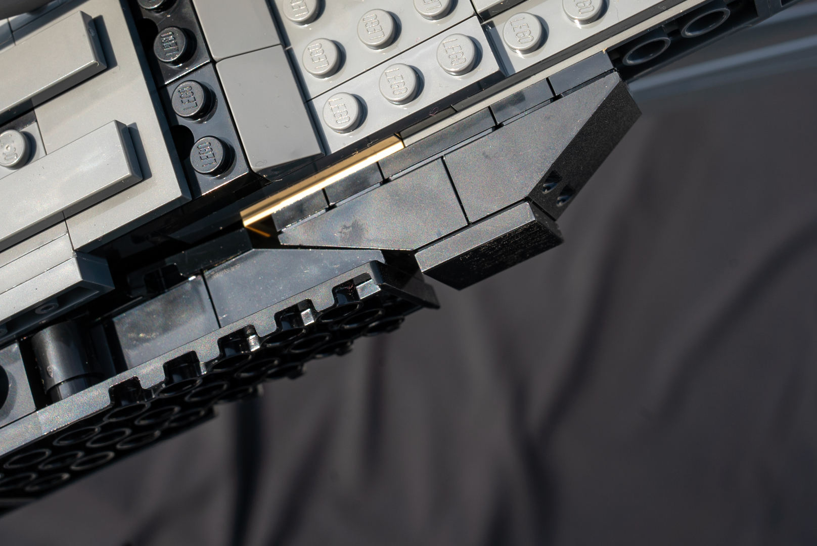 ランディングギアを格納しても、ほかのディテールとツライチになるのがスゴイ