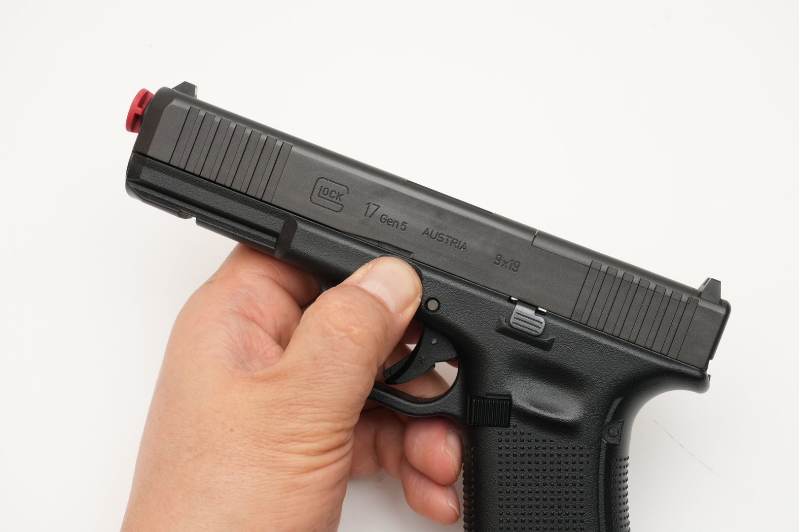 スライドを1回引く