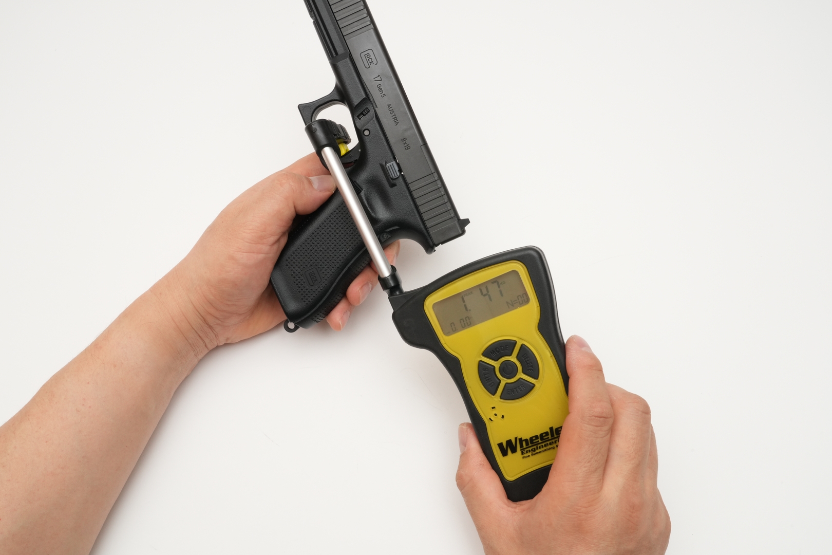 トリガープルは最小1.40～1.47kg前後（5回の平均は1.442kg）