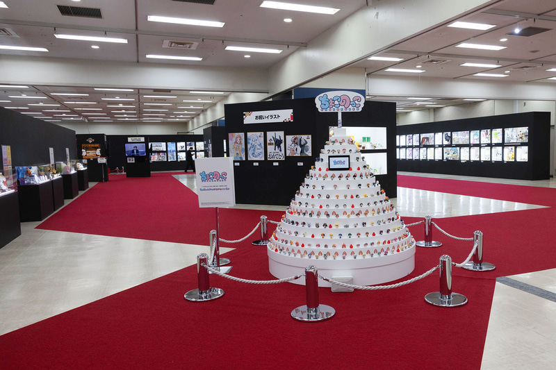 会場はぐるりと回り込むように様々な展示が行われていた。そのため、ここに映っていないところでも展示が行われている