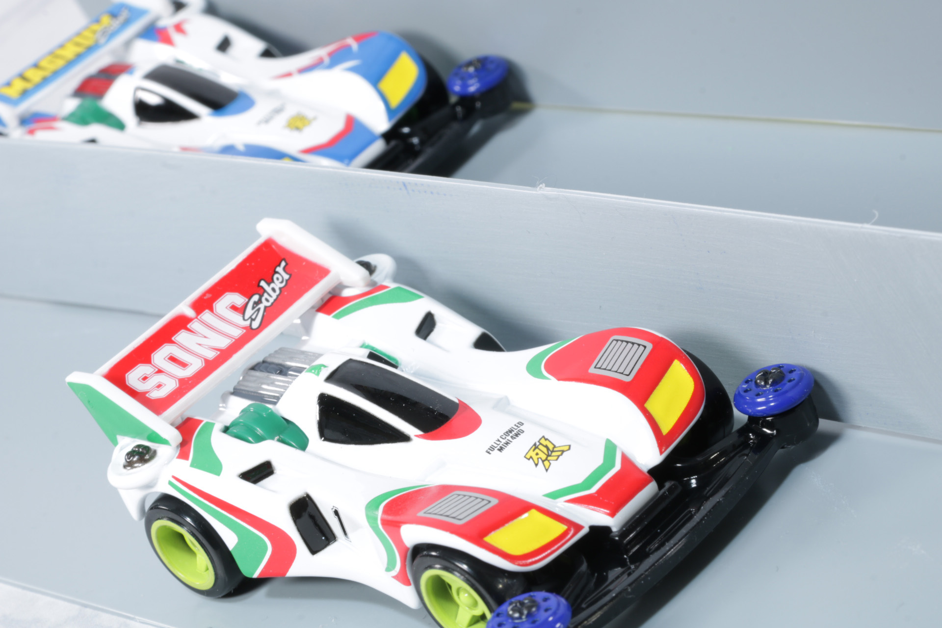 このまま「ソニックセイバー」が逃げきりか？