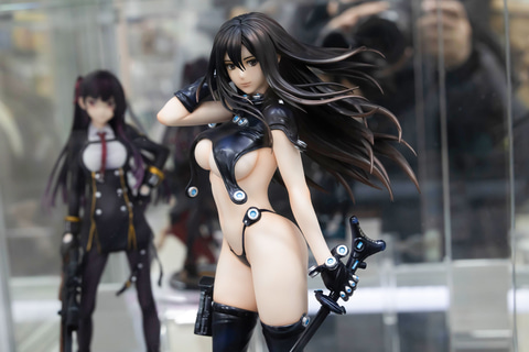 GANTZ レイカ フィギュア 1/7スケール キューズQ ガンツ 下平玲花 GANTZ レイカ 1/7 完成品フィギュア キューズQ
