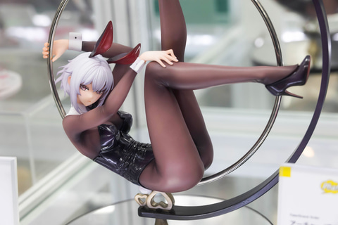 ENSOUTOYS バニーリナ 特別企画】【あみあみ展示撮り下ろし】360度回転しながら