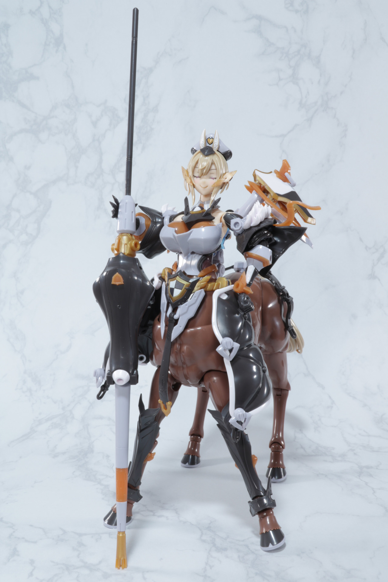 得意げにポーズを決める