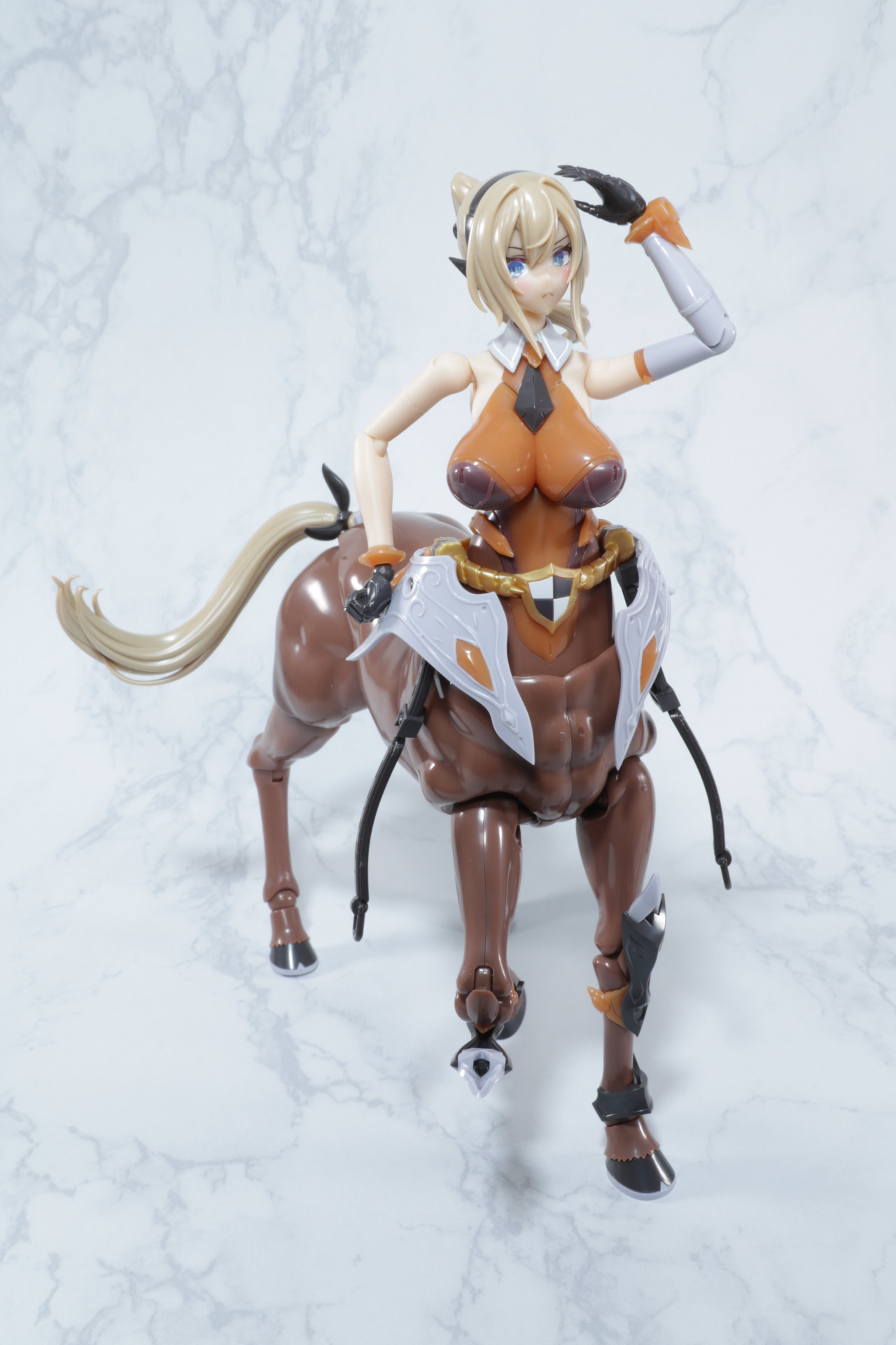 ふとした瞬間の仕草も自然に決まる