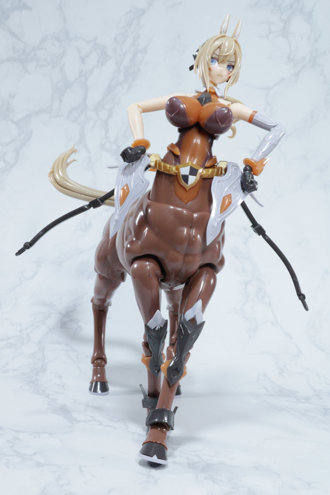 不機嫌な仕草も