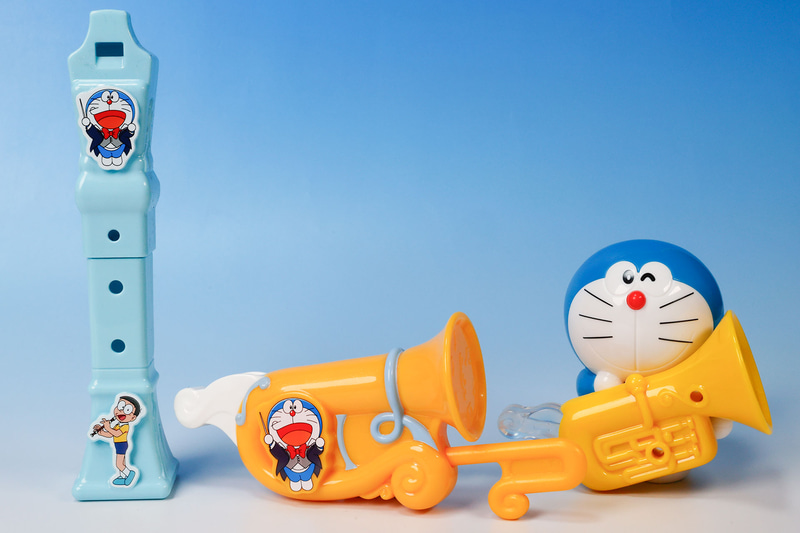 笛のように吹いて遊ぶおもちゃもラインナップされている