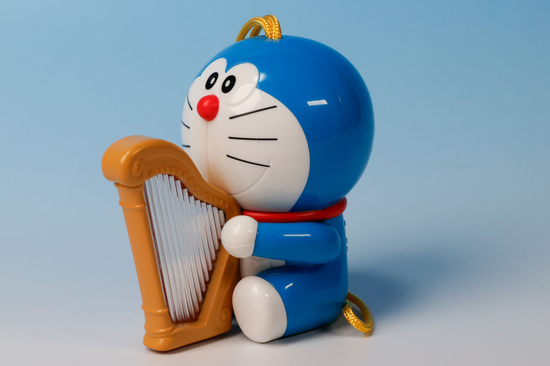 手に持っているハーブ自体からは音は出ない