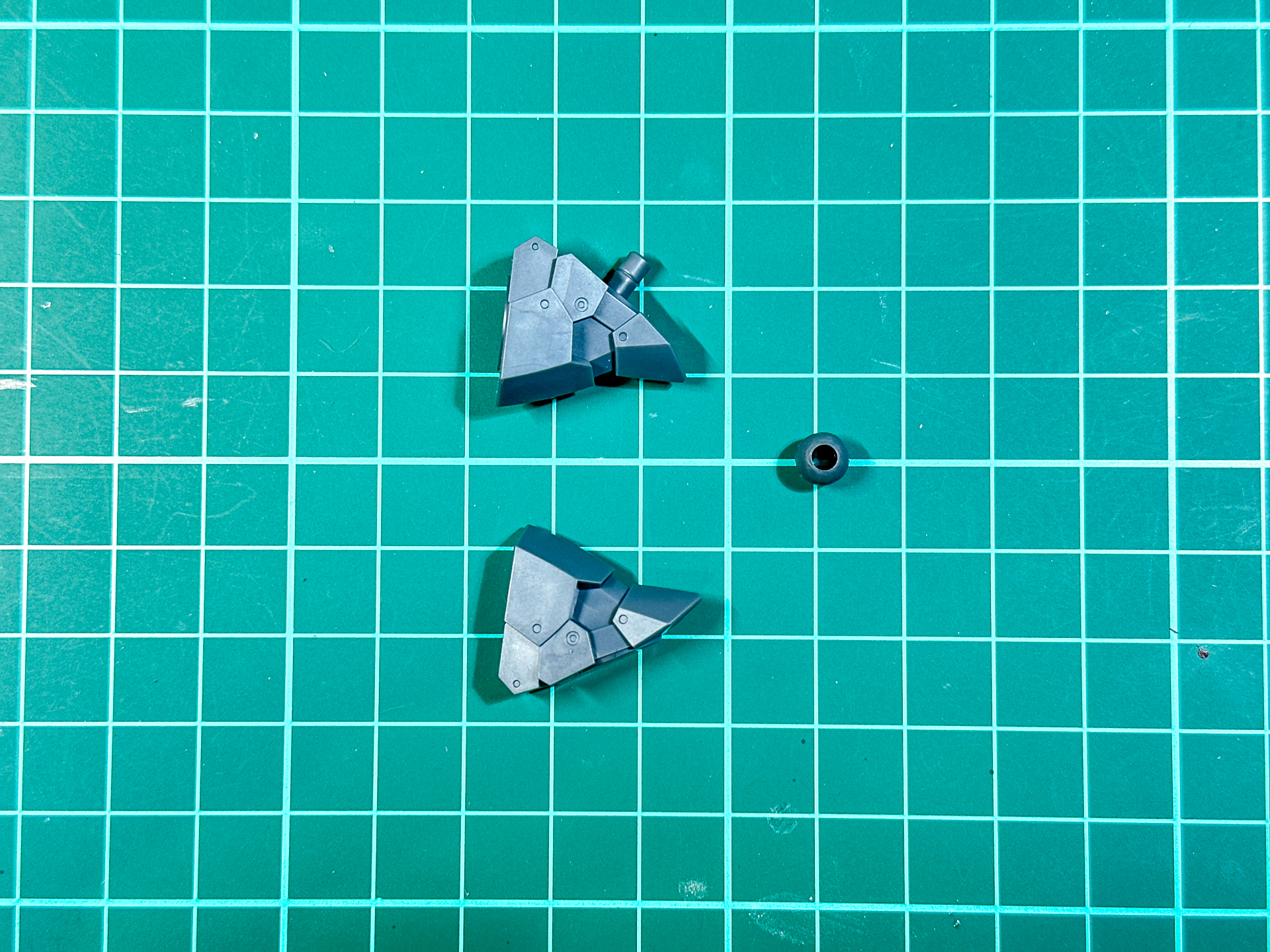 接続パーツは全3パーツにて構成されています。