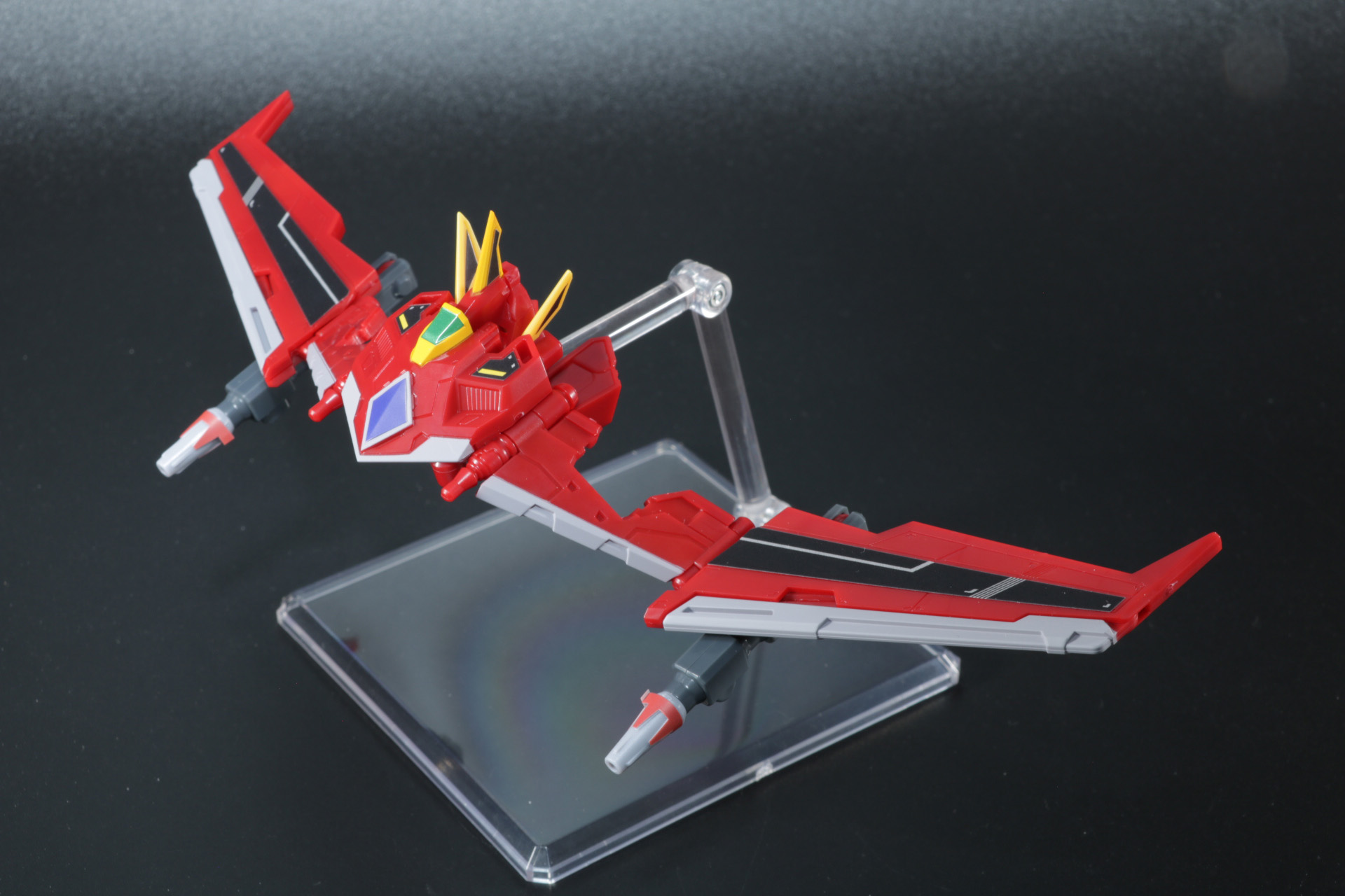 「ダイナウイング」は翼の角度調整やキャノンの可動ができる