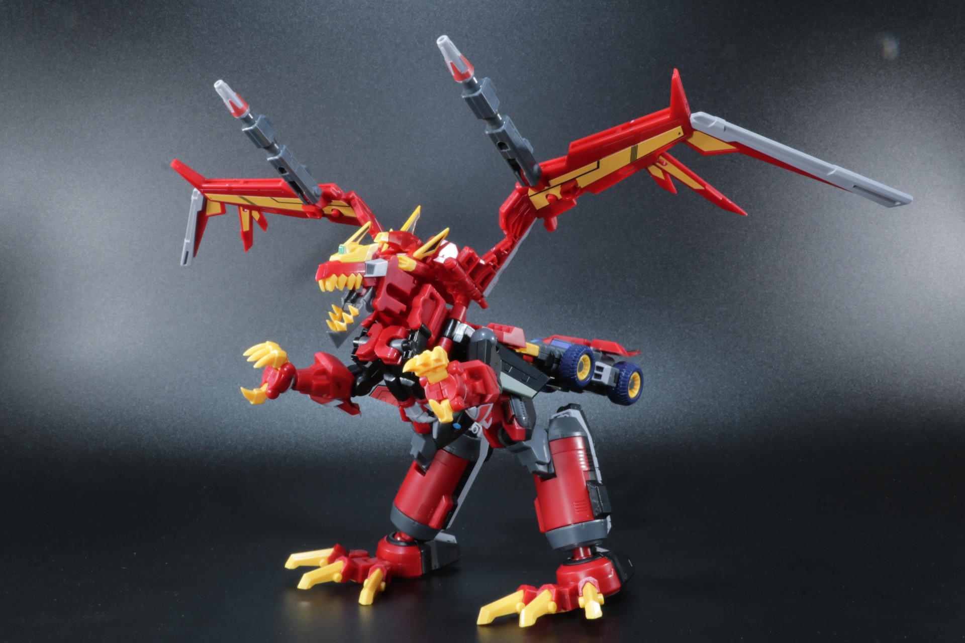 「合体強竜 ダイナレックス」にも合体が可能