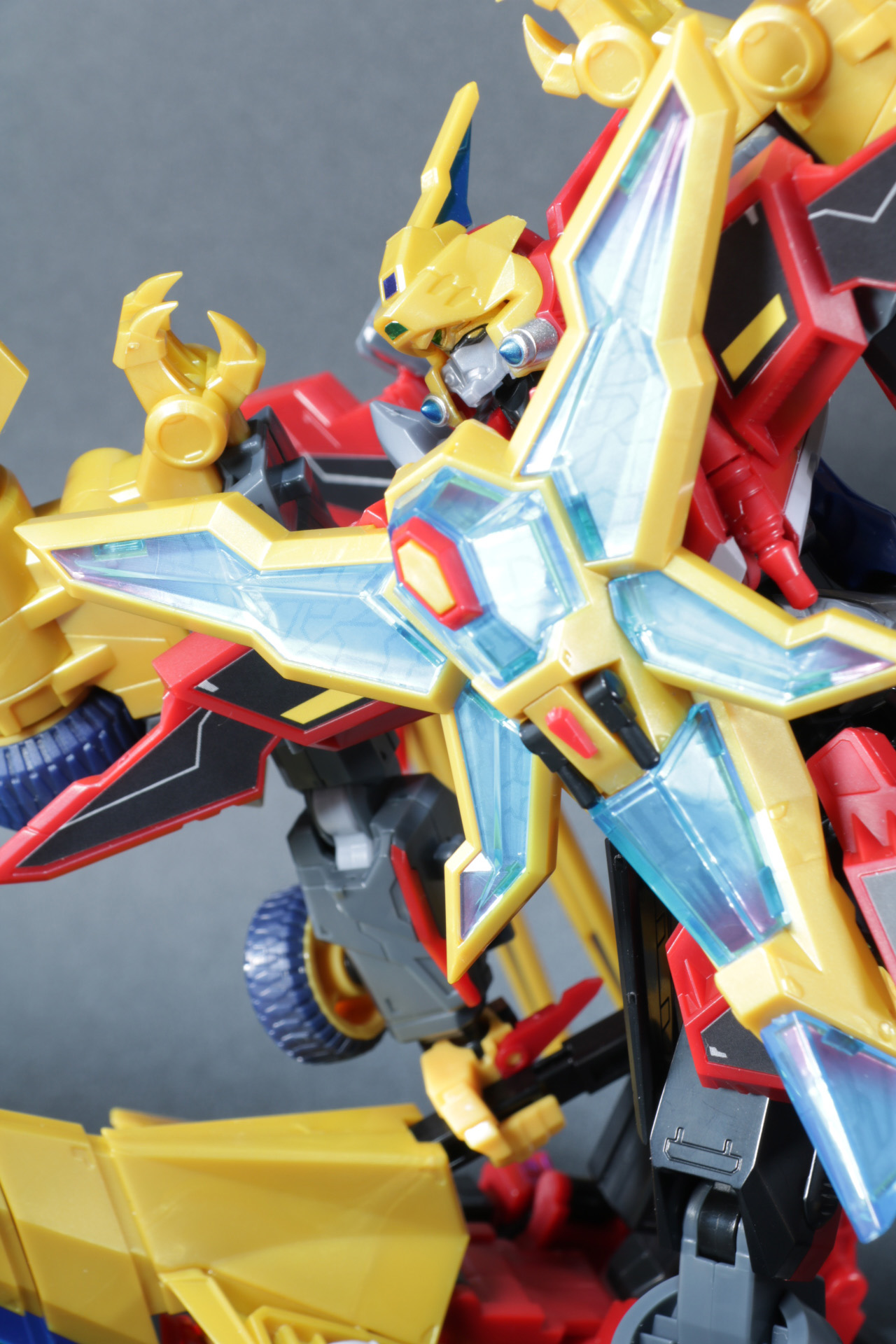 迫力の斬撃も楽しめる