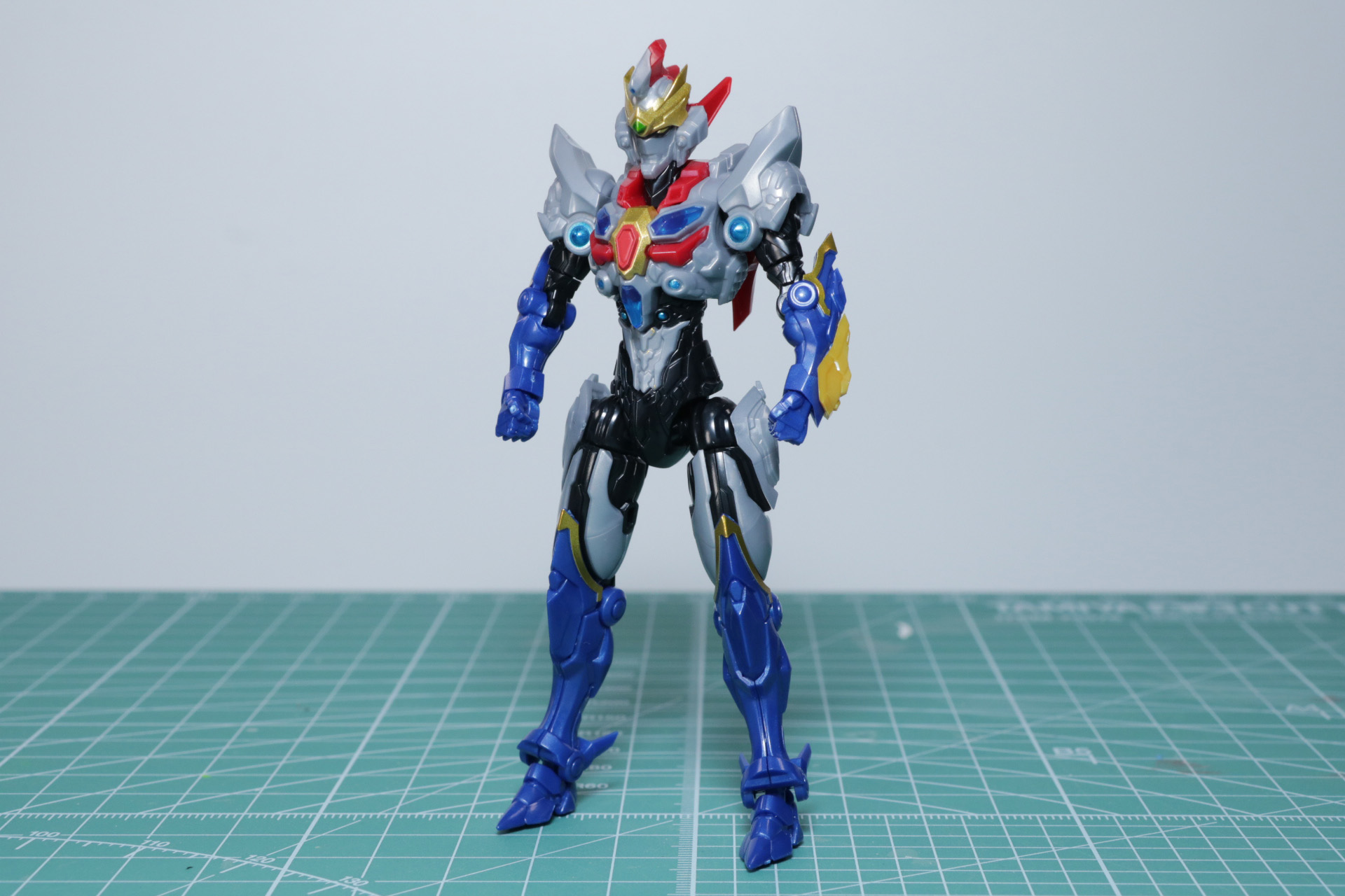 「MODEROID グリッドマン (Universe Fighter)」が完成