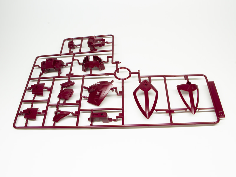 E1ランナー。胴体やビームシールドの外装となる