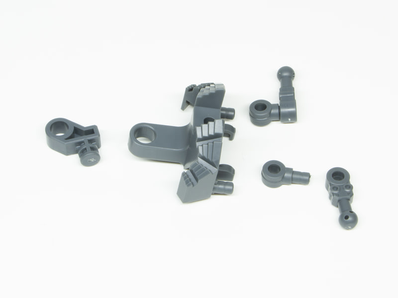 8パーツで胴体の基本的な可動部分がほとんど完成するのだ